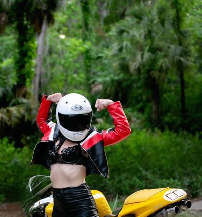 Laceymoto